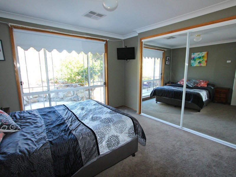 37 Mitchell Street, North Rothbury NSW 2335