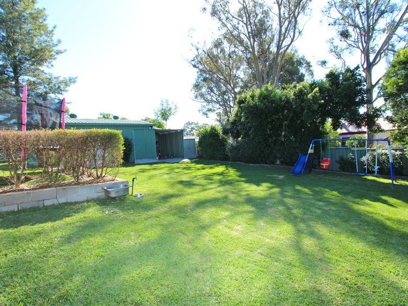 37 Mitchell Street, North Rothbury NSW 2335