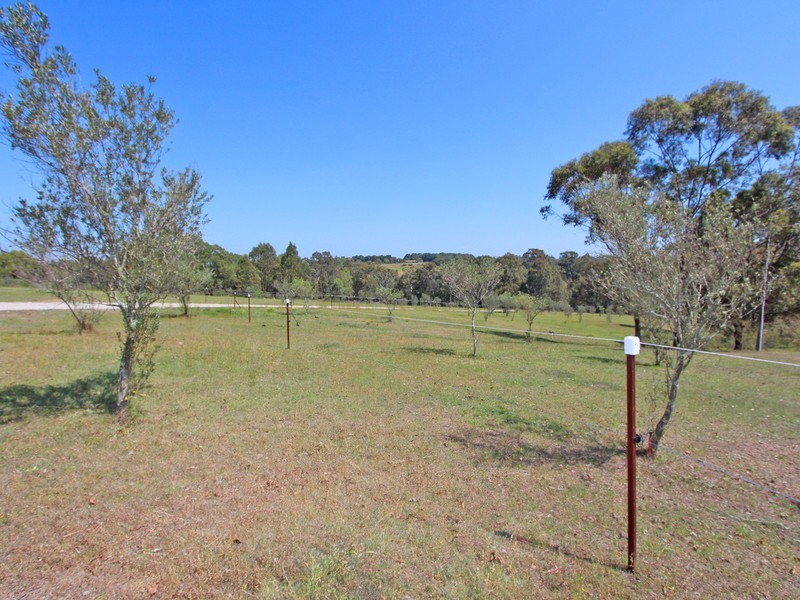402 McMullins Road, Branxton NSW 2335