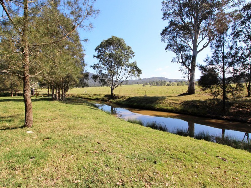 8 Owens Avenue, Millfield NSW 2325