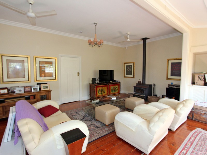 8 Owens Avenue, Millfield NSW 2325