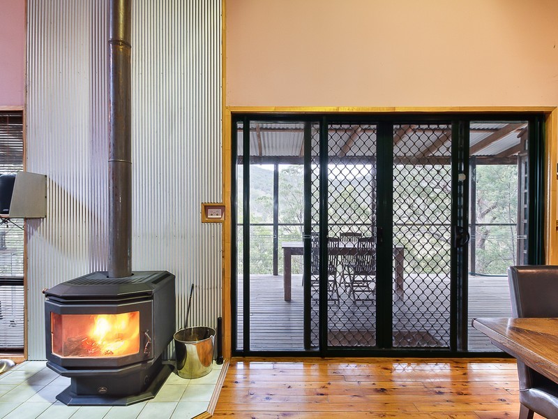 1652 Wollombi Road, Millfield NSW 2325