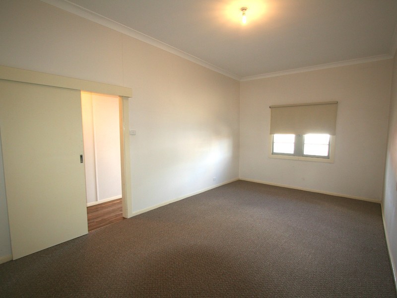 2/53 Cumberland Street, Cessnock NSW 2325