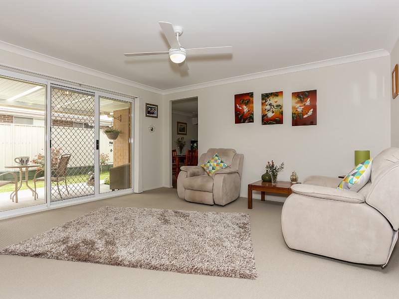 19 John Street, Ellalong NSW 2325