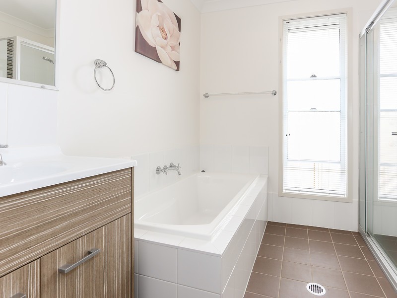 19 John Street, Ellalong NSW 2325