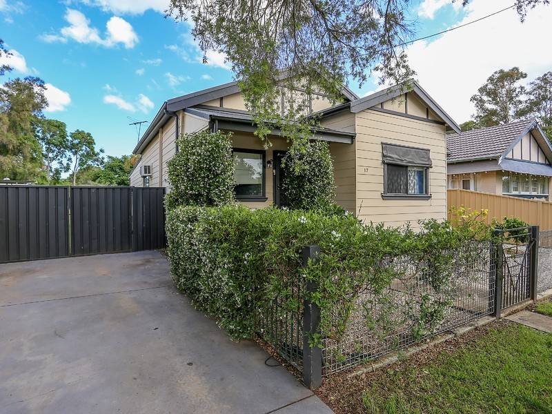17 Condon Avenue, Cessnock NSW 2325