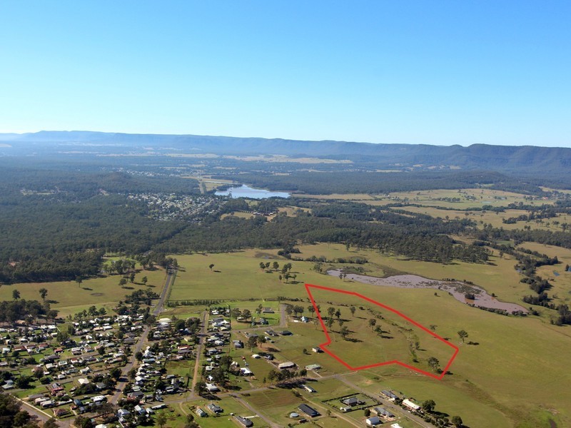 Eleventh Avenue, Millfield NSW 2325