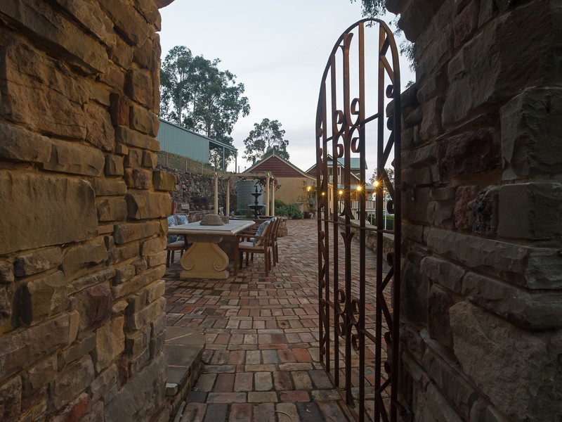 37 Moon Mountain Drive, Mount View NSW 2325
