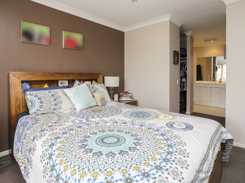 8 Sutton Grove, Branxton NSW 2335