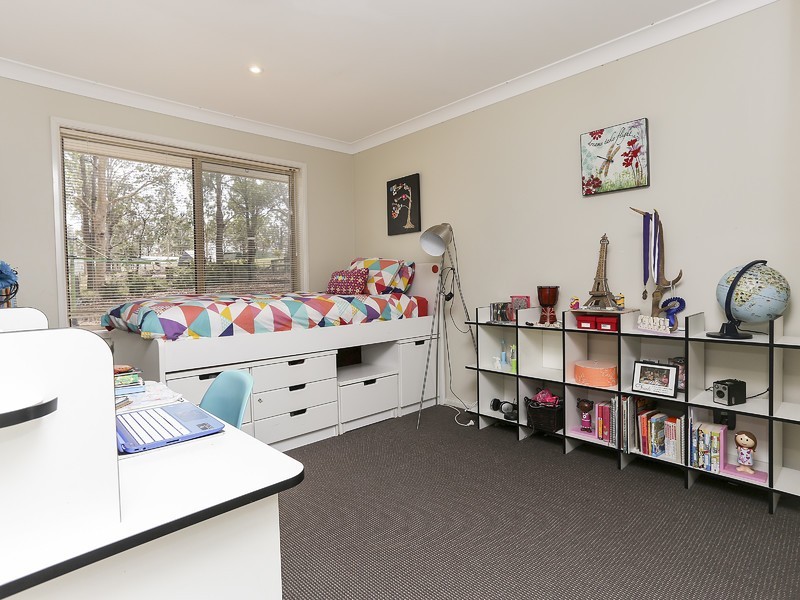 8 Sutton Grove, Branxton NSW 2335