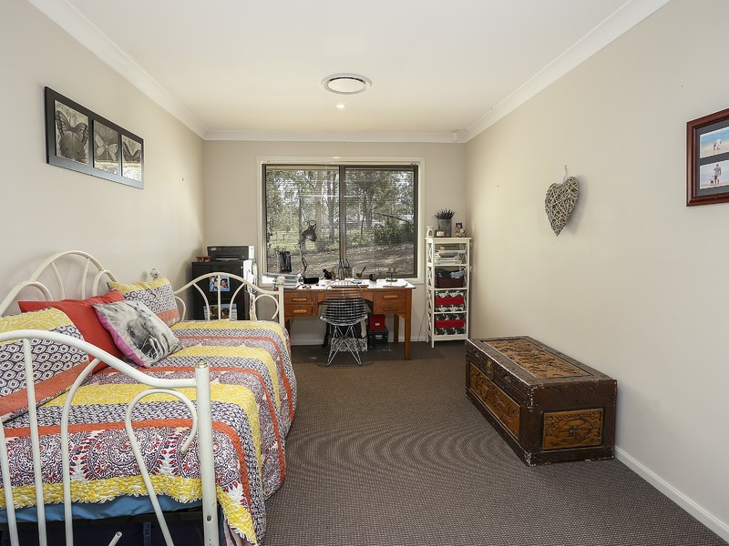 8 Sutton Grove, Branxton NSW 2335