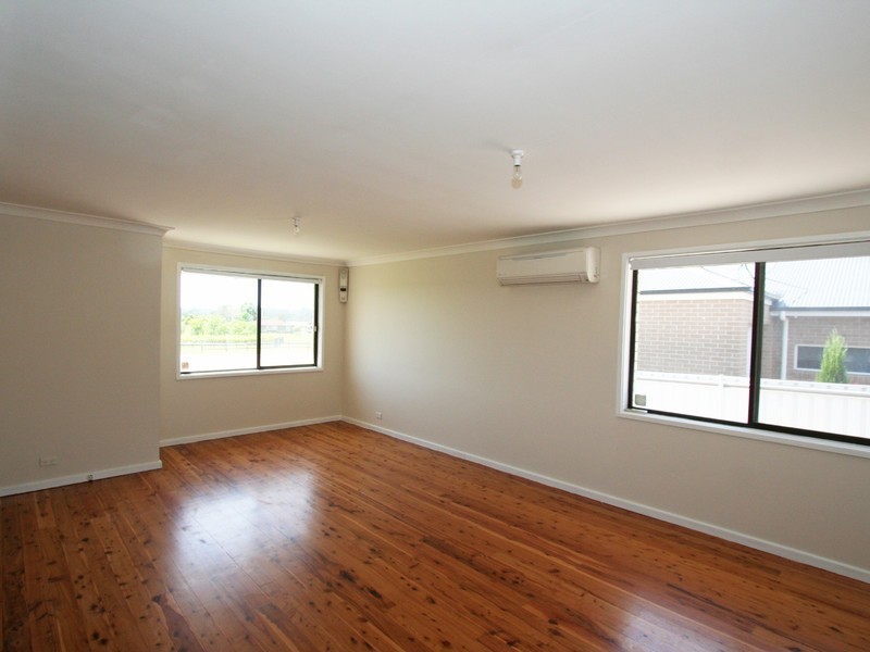 105 Wine Country Drive, Nulkaba NSW 2325