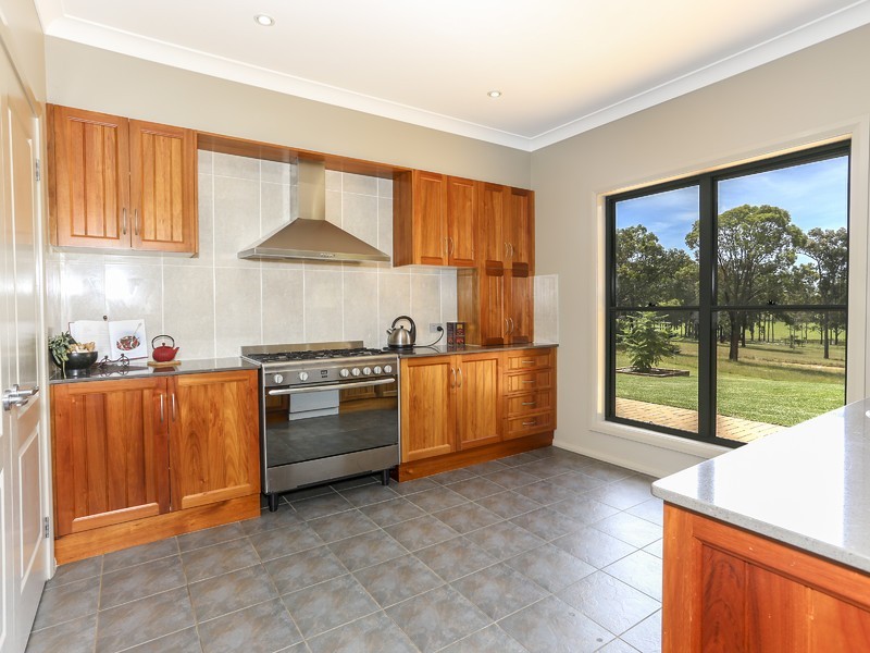 160 Londons Road, Lovedale NSW 2325