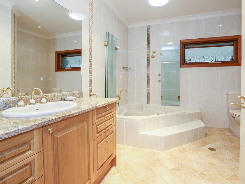 120 Wollong Road, Quorrobolong NSW 2325