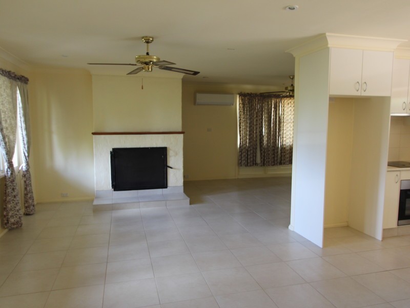 144 Elderslie Road, Elderslie NSW 2335