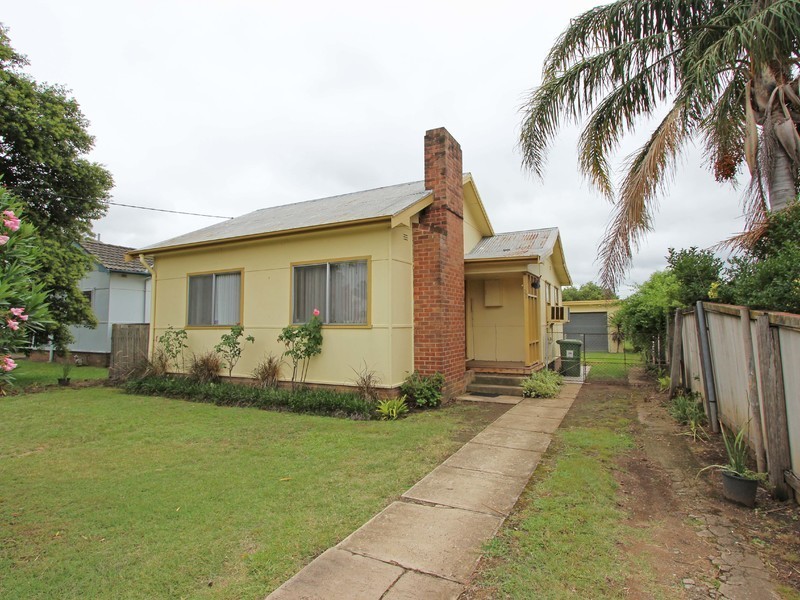22 Hunter Avenue, Cessnock NSW 2325