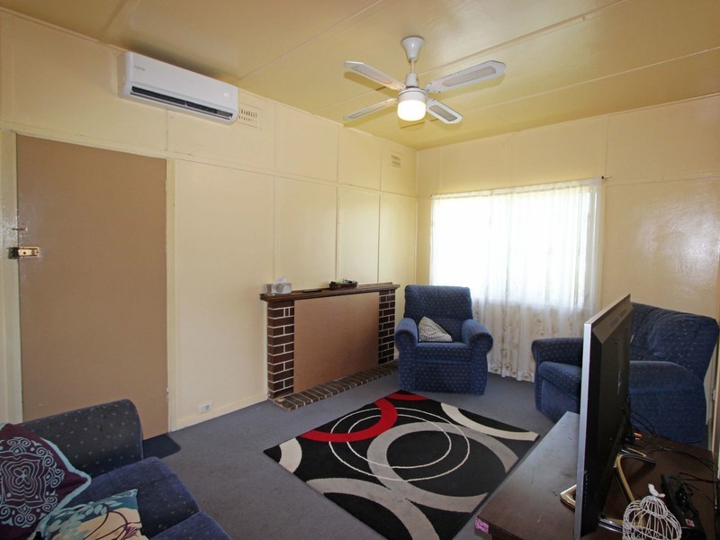 22 Hunter Avenue, Cessnock NSW 2325