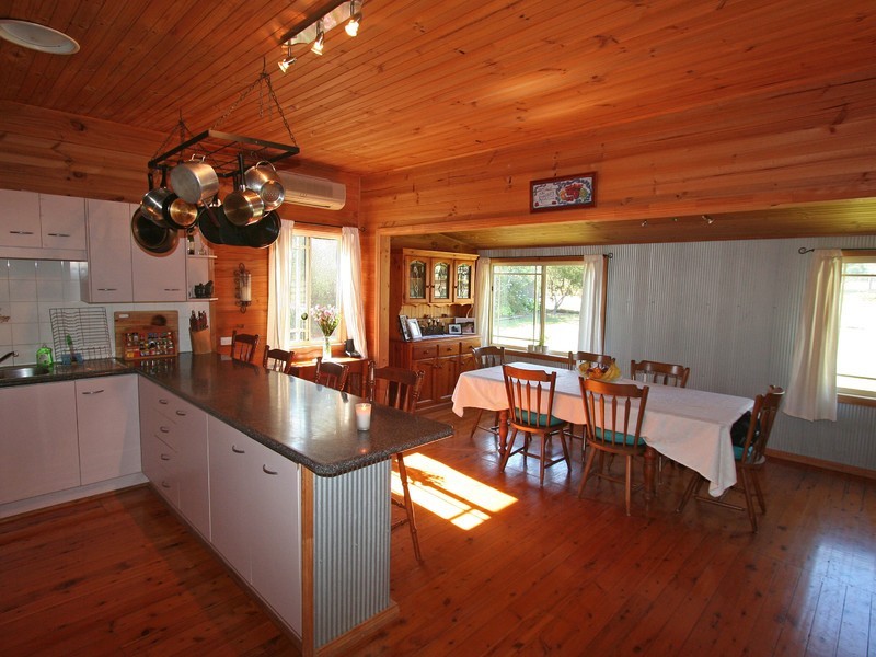 301 McMullins Road, Branxton NSW 2335