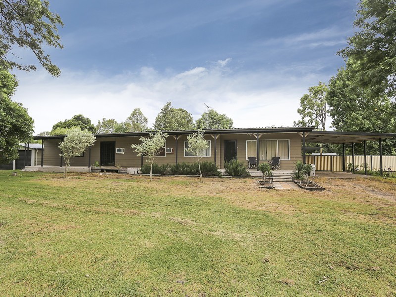 10 Adair Street, Broke NSW 2330