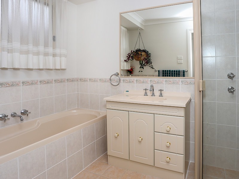 7 Links Avenue, Cessnock NSW 2325