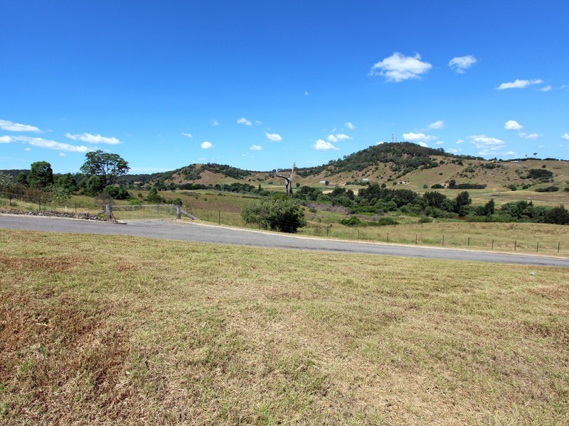 712 Luskintyre Road, Luskintyre NSW 2321