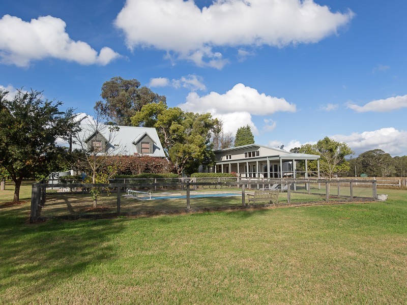 282 Quorrobolong Road, Quorrobolong NSW 2325