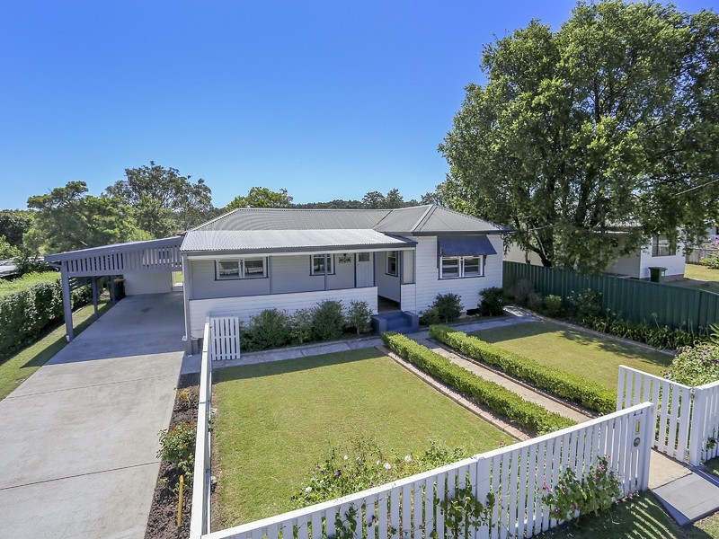 9 Lewis Street, Greta NSW 2334