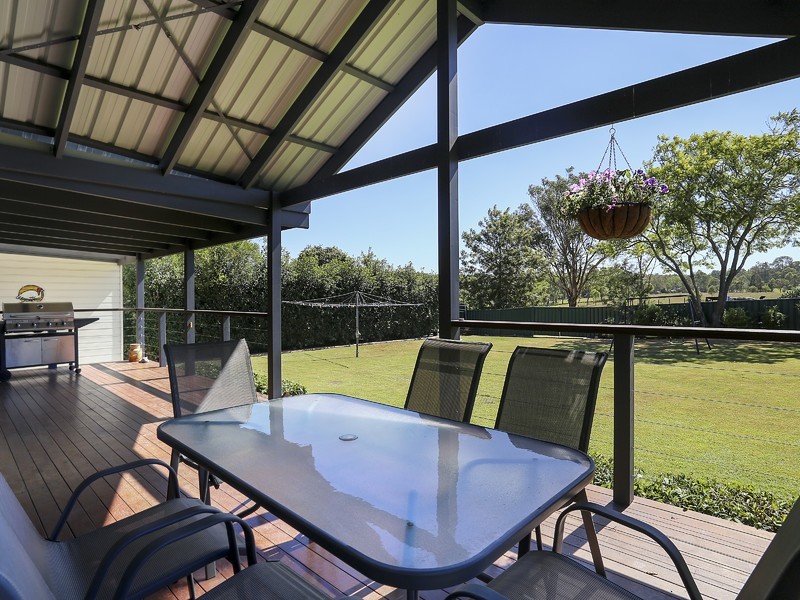 9 Lewis Street, Greta NSW 2334