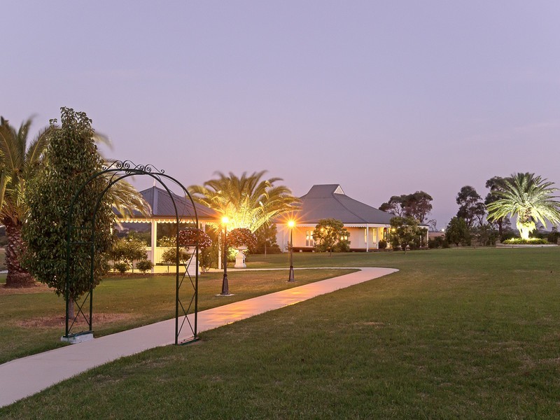362 Luskintyre Road, Luskintyre NSW 2321