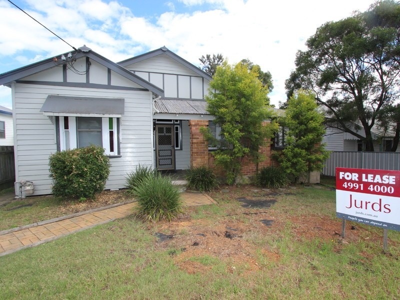 67 Desmond Street, Cessnock NSW 2325
