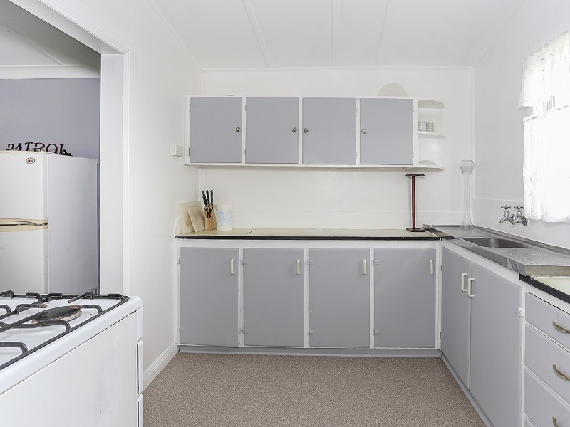 2 Sports Avenue, Cessnock NSW 2325