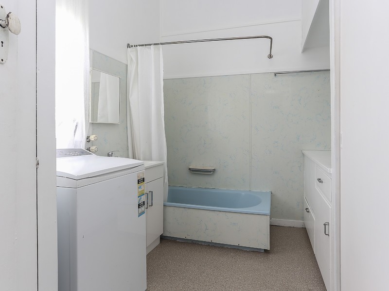 2 Sports Avenue, Cessnock NSW 2325