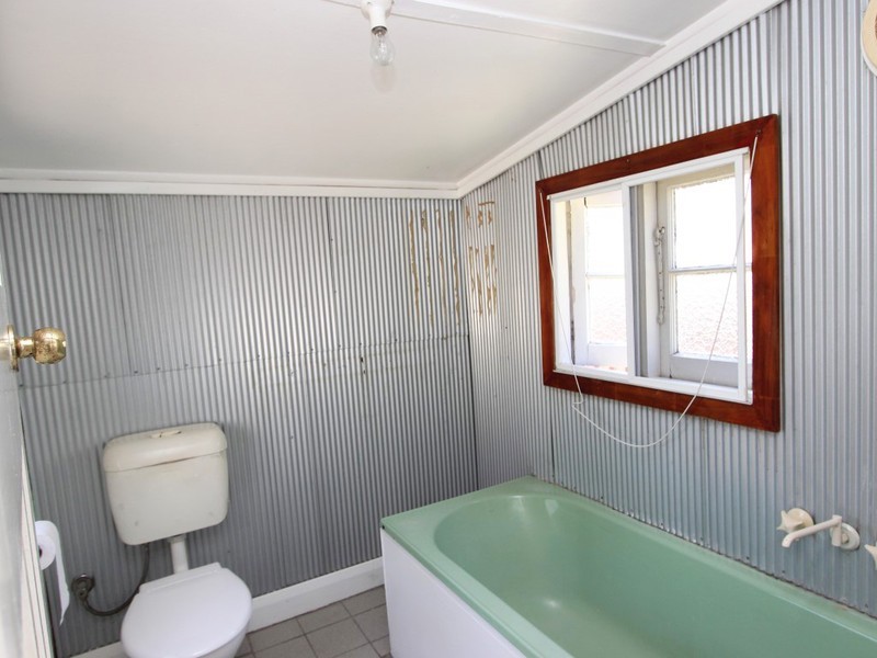 13 Munn Street, Abernethy NSW 2325