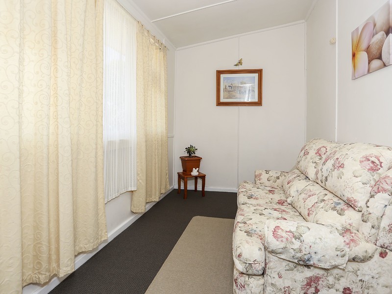 24 Love Street, Cessnock NSW 2325