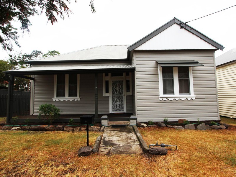 7 Alexander Street, Cessnock NSW 2325
