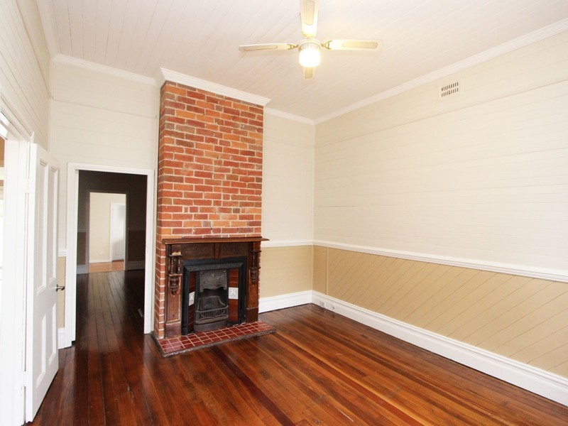 7 Alexander Street, Cessnock NSW 2325