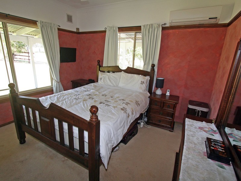 301 McMullins Road, Branxton NSW 2335