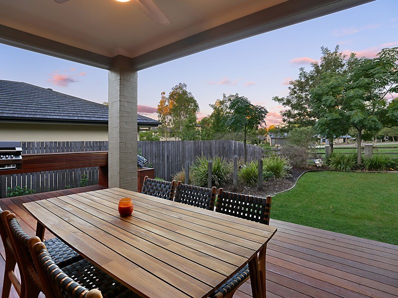 25 Mahogany Drive, Rothbury NSW 2320