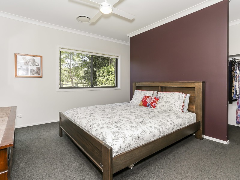 25 Mahogany Drive, Rothbury NSW 2320