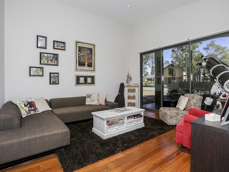 25 Mahogany Drive, Rothbury NSW 2320
