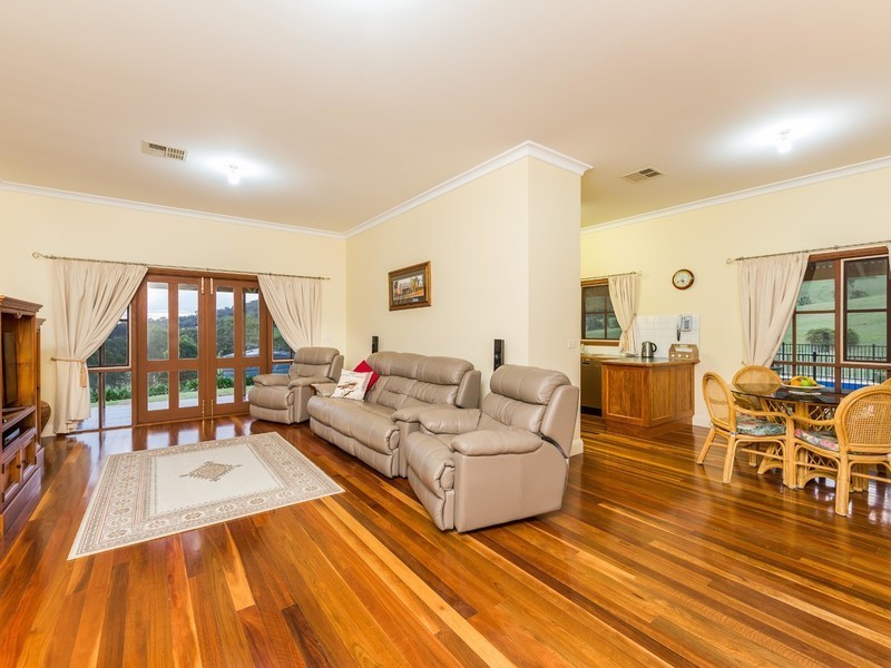 623 Lambs Valley Road, Branxton NSW 2335