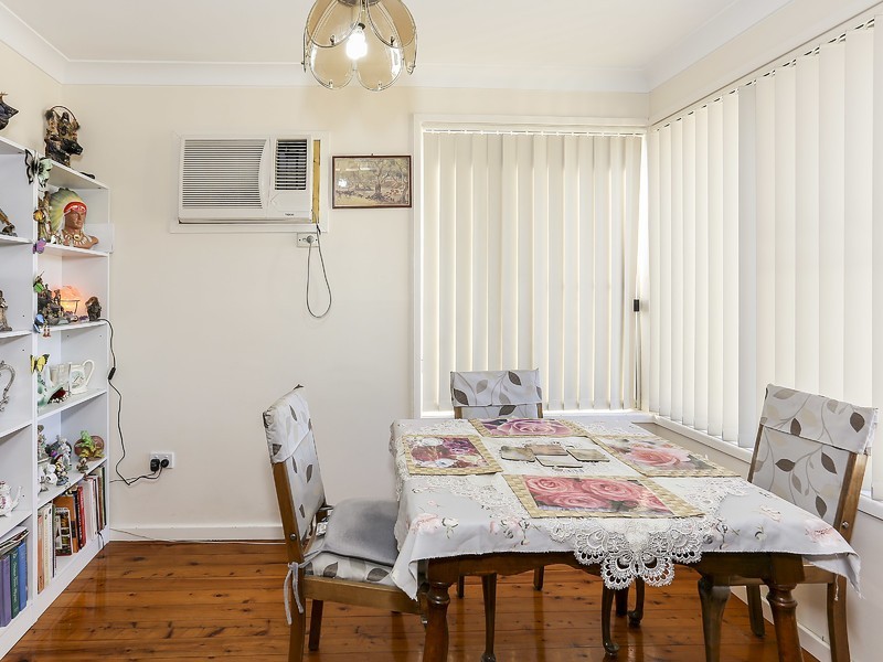11 Balmoral Avenue, Cessnock NSW 2325