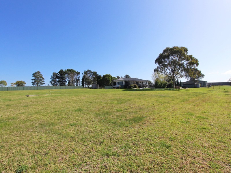 692 Luskintyre Road, Luskintyre NSW 2321