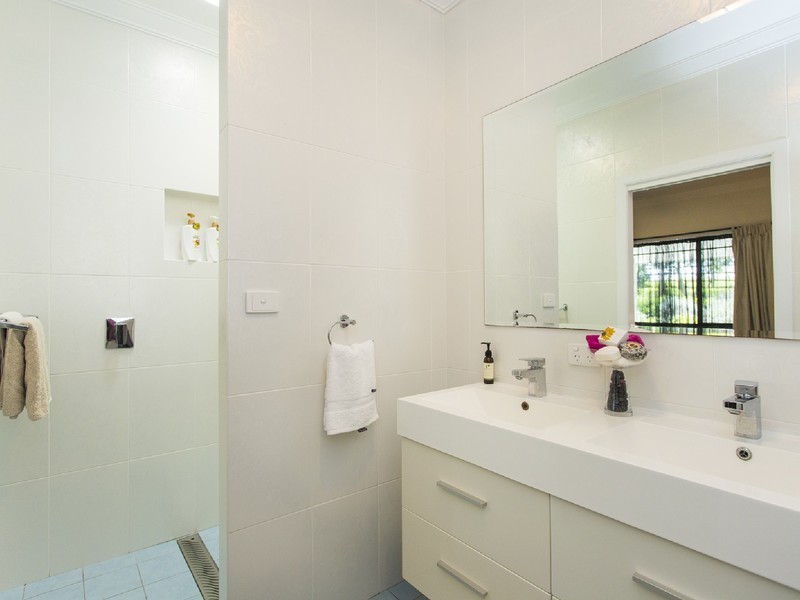 692 Luskintyre Road, Luskintyre NSW 2321