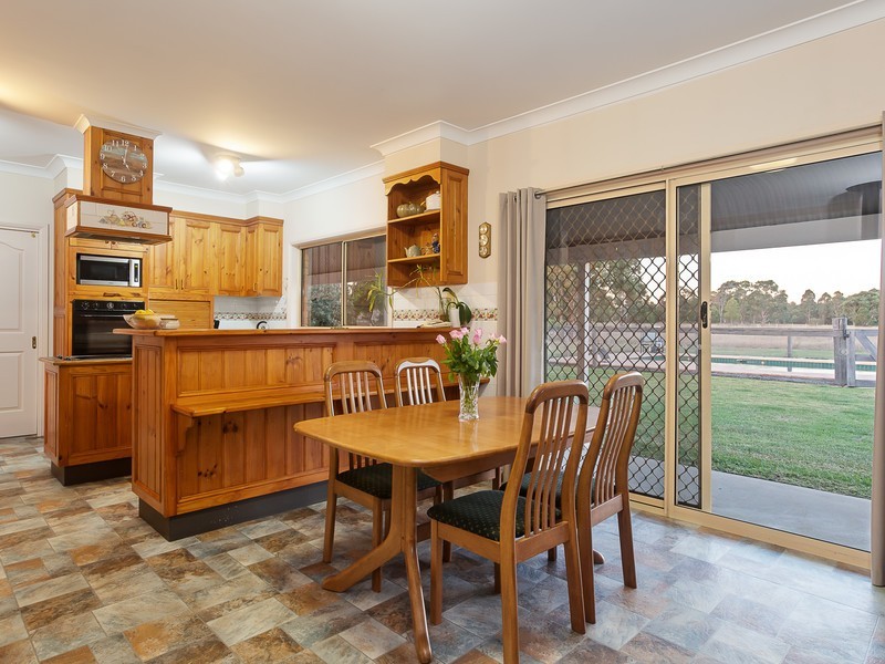 475 Lovedale Road, Lovedale NSW 2325