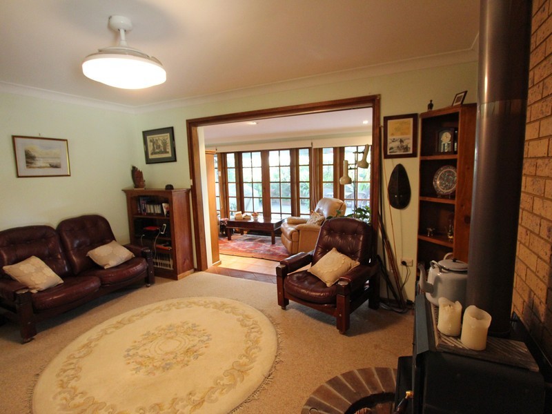 2292 Putty Road, Bulga NSW 2330