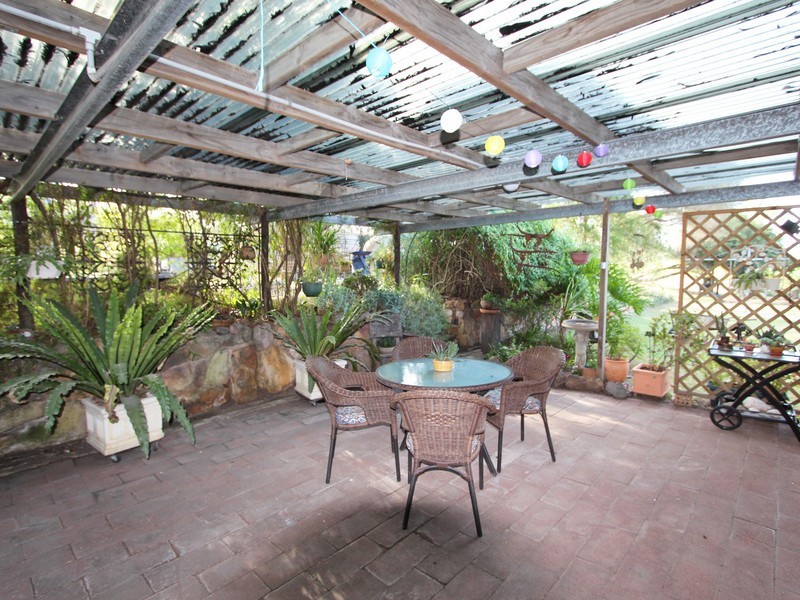 2292 Putty Road, Bulga NSW 2330