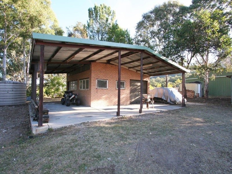 2292 Putty Road, Bulga NSW 2330
