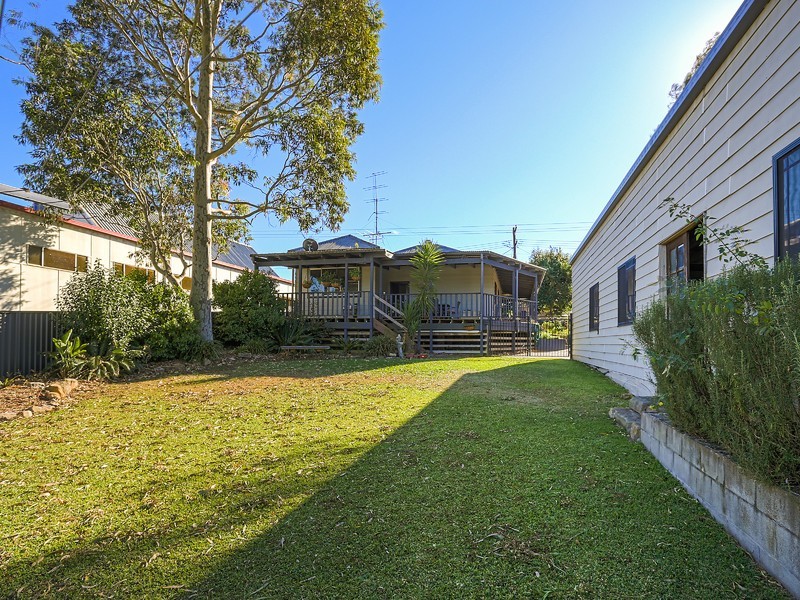 35 Hall Street, Cessnock NSW 2325