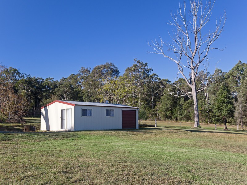 8 Tunnel Road, Cessnock NSW 2325